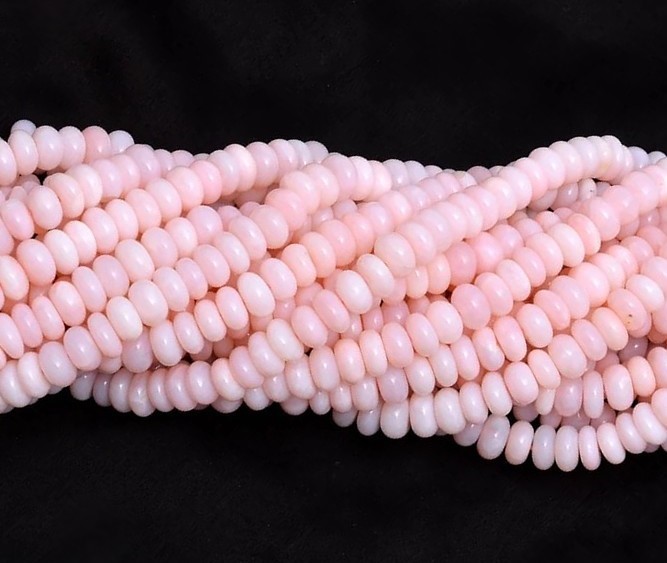 Peruwiański opal różowy oponki 6 mm- sznur (IN)