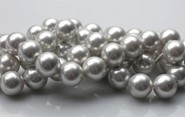 Perła muszlowa kule 6 mm - sznur (srebrzystoszary)