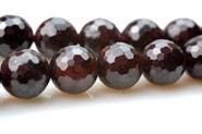 Granat   fasetowane kule 8,5 mm - sznur 18 cm