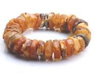 Bransoletka z bursztynu (B32)