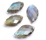 Labradoryt fasetowany liść   - zawieszka