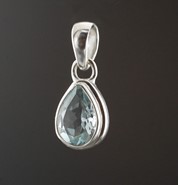 Topaz blue zawieszka faset. łezka srebro 925 (W5)