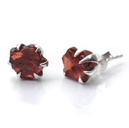 Granat almadyn surowy  kolczyki  srebro 925 (K4)
