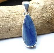 Kyanit  wisiorek srebro 925  ( W7)